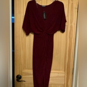 Fashion NOVA maroon dress